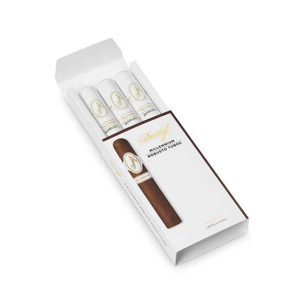 Davidoff Millennium Blend Series Robusto Tubos 5.25 × 50