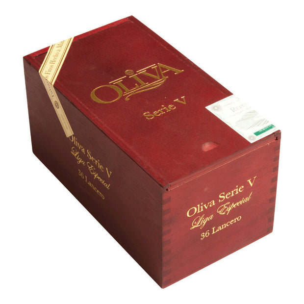 Oliva Serie V Lancero 7 × 38